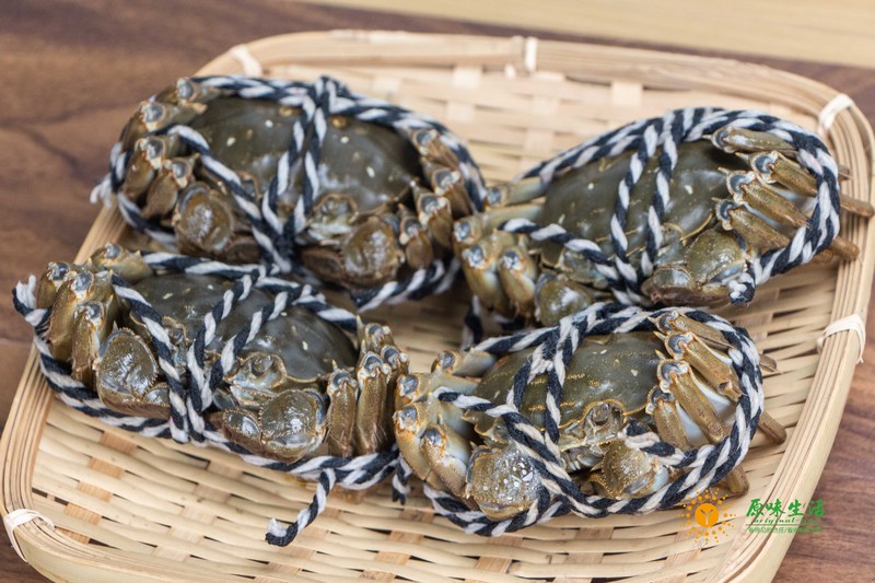 水库野生大闸蟹 二两母蟹 三两公蟹