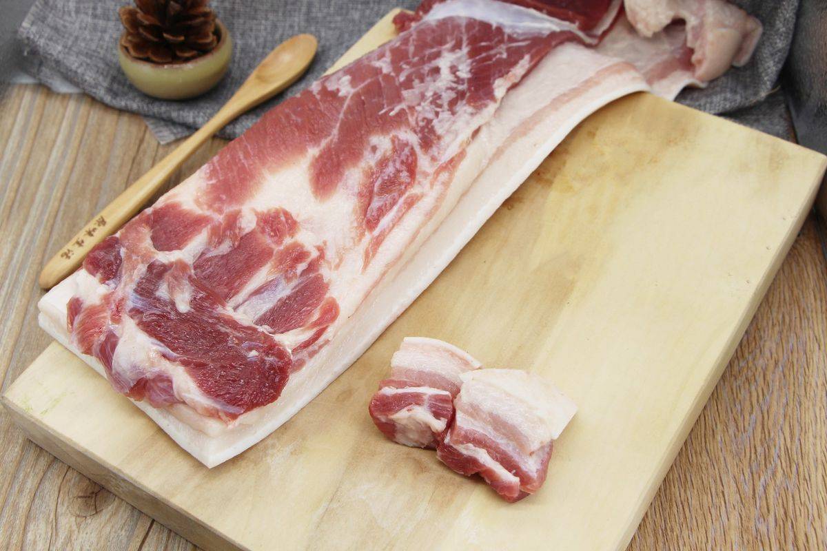 野猪杂交原粮黑猪五花肉冷冻尝鲜056kg